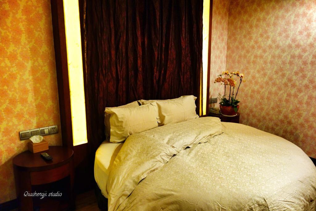 Manhattan Bund Business Hotel Шанхай Номер фото