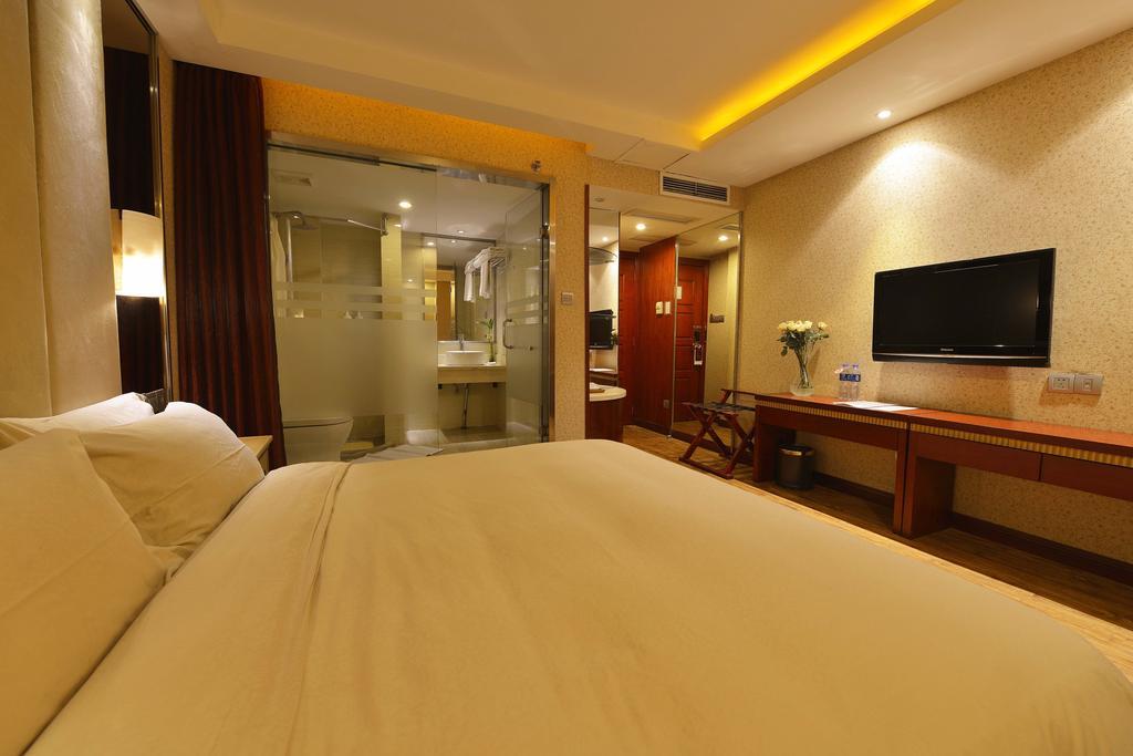 Manhattan Bund Business Hotel Шанхай Номер фото